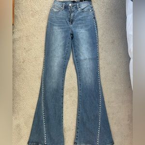 Fashion Nova Flare Jeans size 3